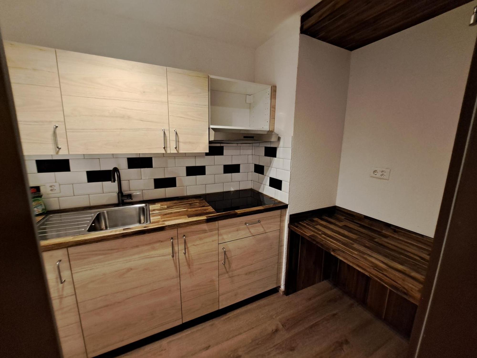 Good Bed Aarwangen Apartment Exterior photo